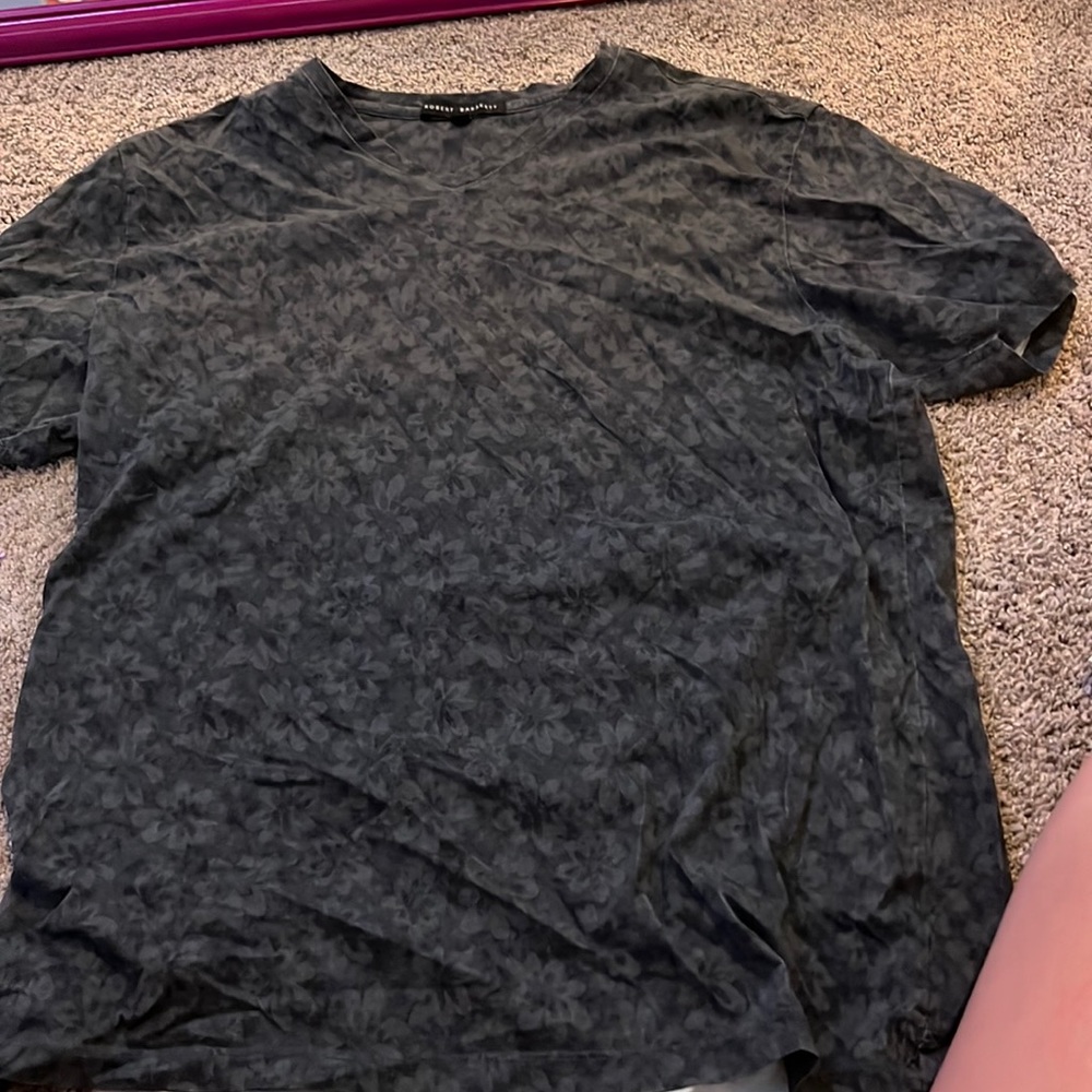 Black t shirt